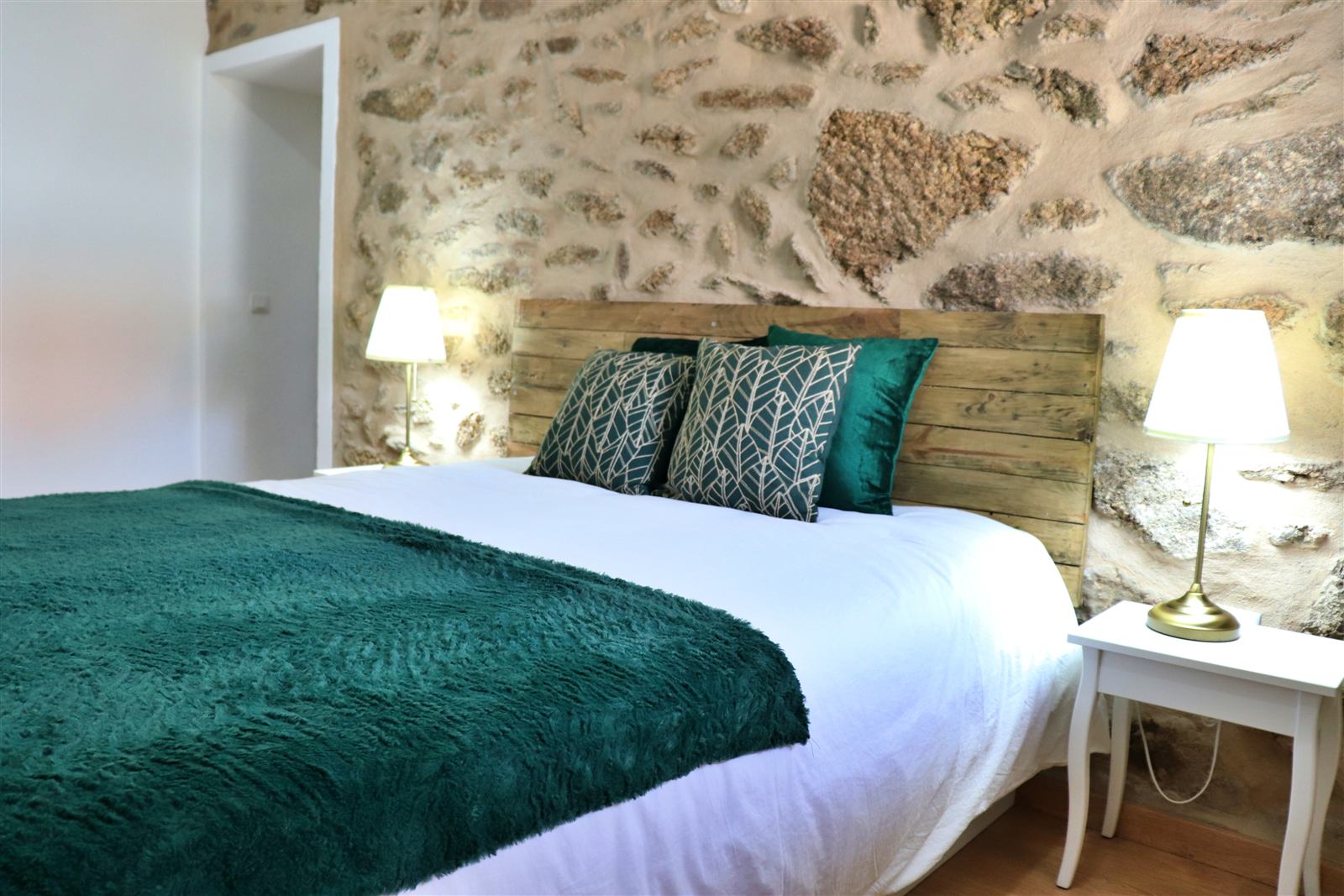Quarto com cama de casal